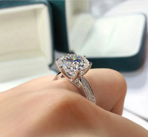 SOPHISTICATED- Moissanite 925 Sterling Silver Engagement Ring