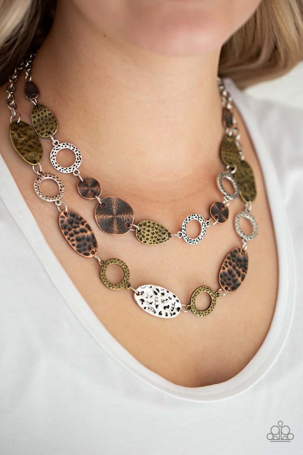 Trippin' On Texture- Multi Necklace And Earrings