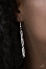Cargar imagen en el visor de la galería, Intensely Industrial- Silver And White Necklace And Earrings
