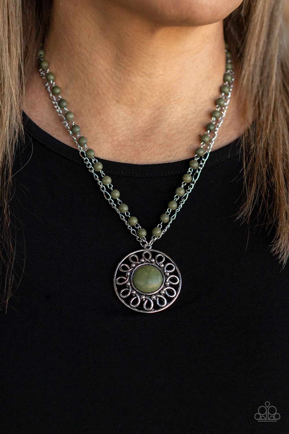 Sahara Suburb- Green/Silver Necklace And earrings